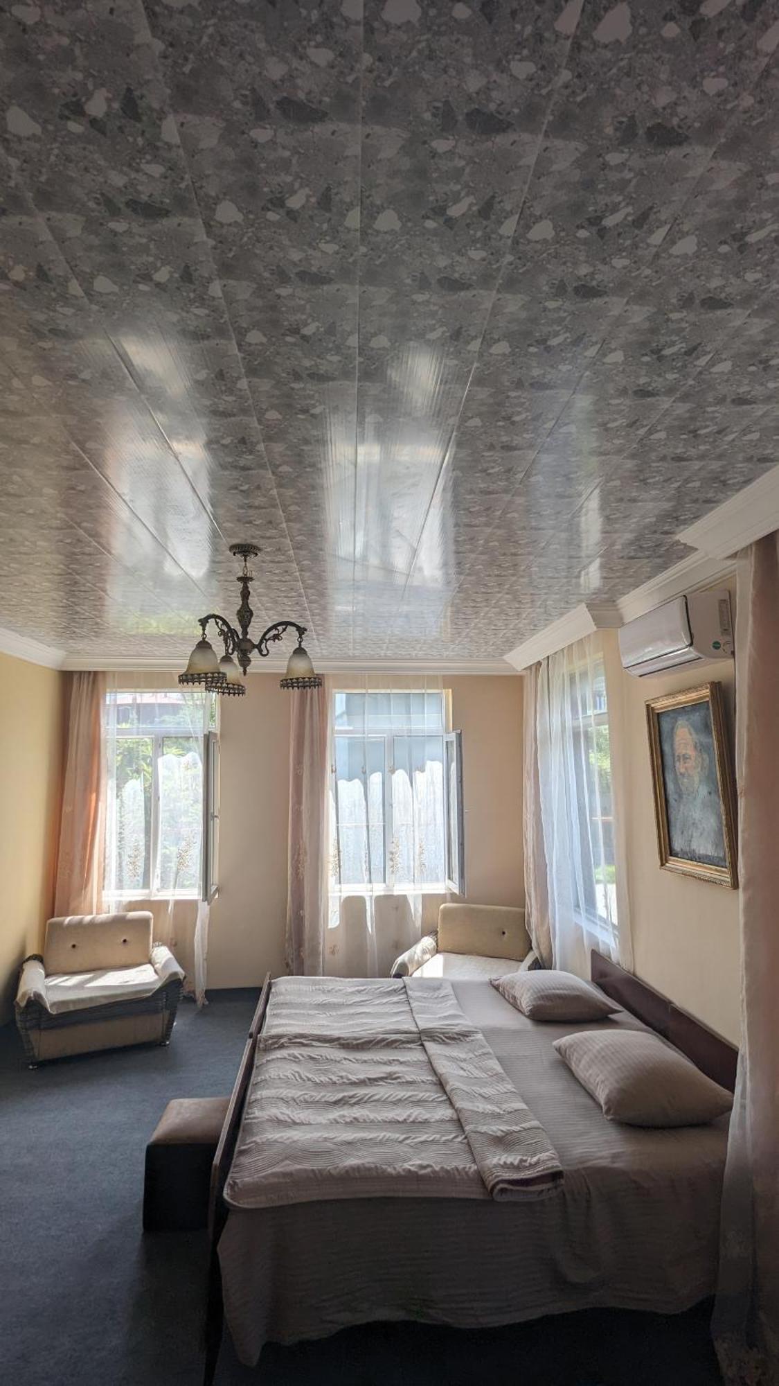 Mano'S Guest House Кобулети Экстерьер фото