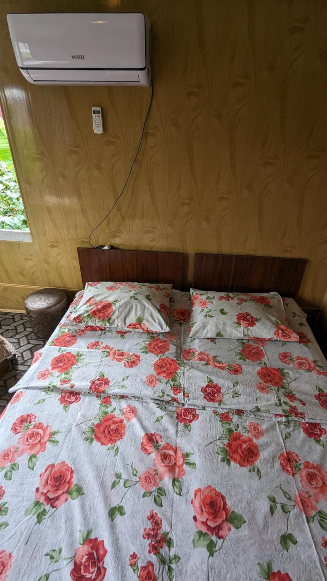 Mano'S Guest House Кобулети Экстерьер фото